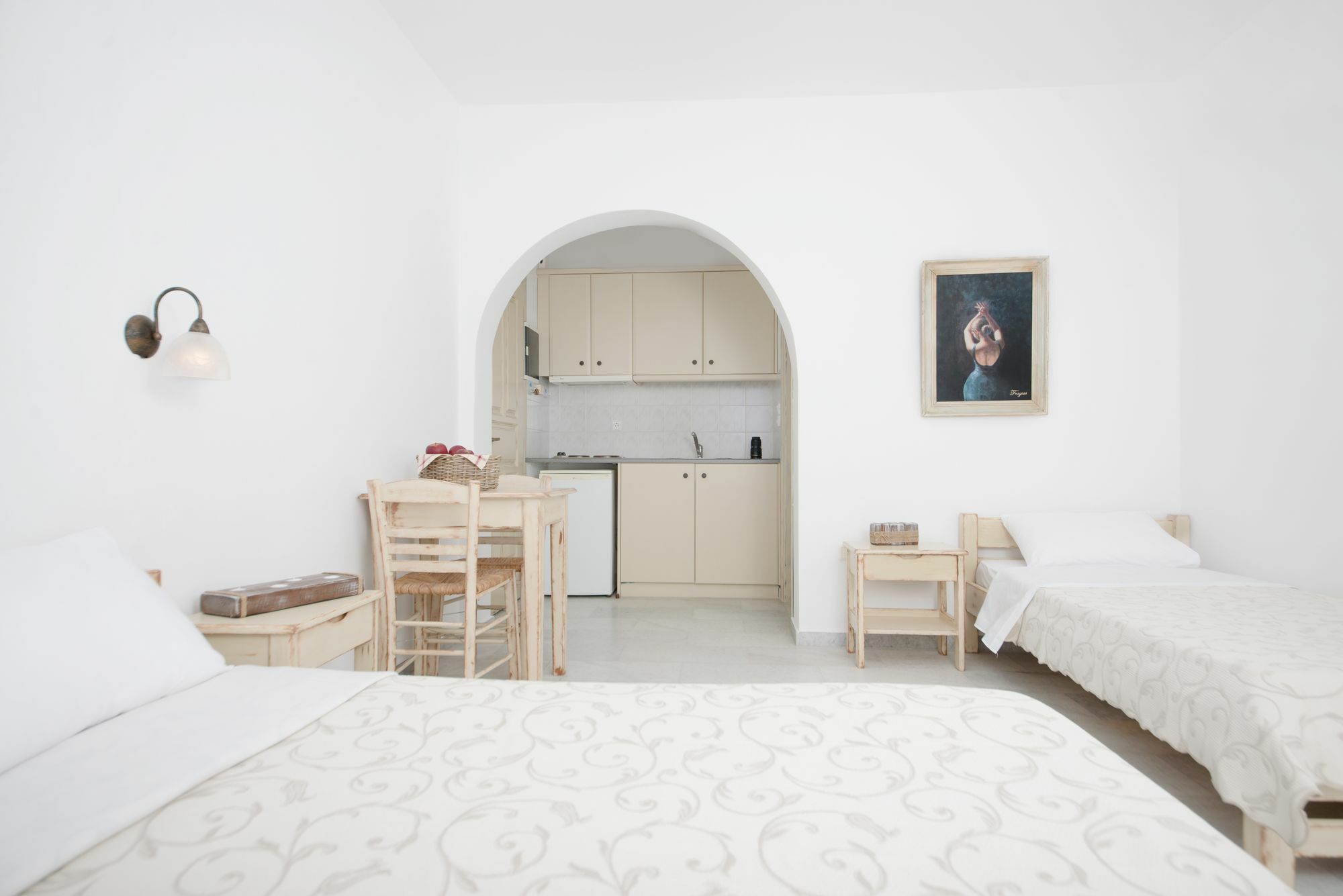 Fragias Studios & Apartments Naxos City ภายนอก รูปภาพ