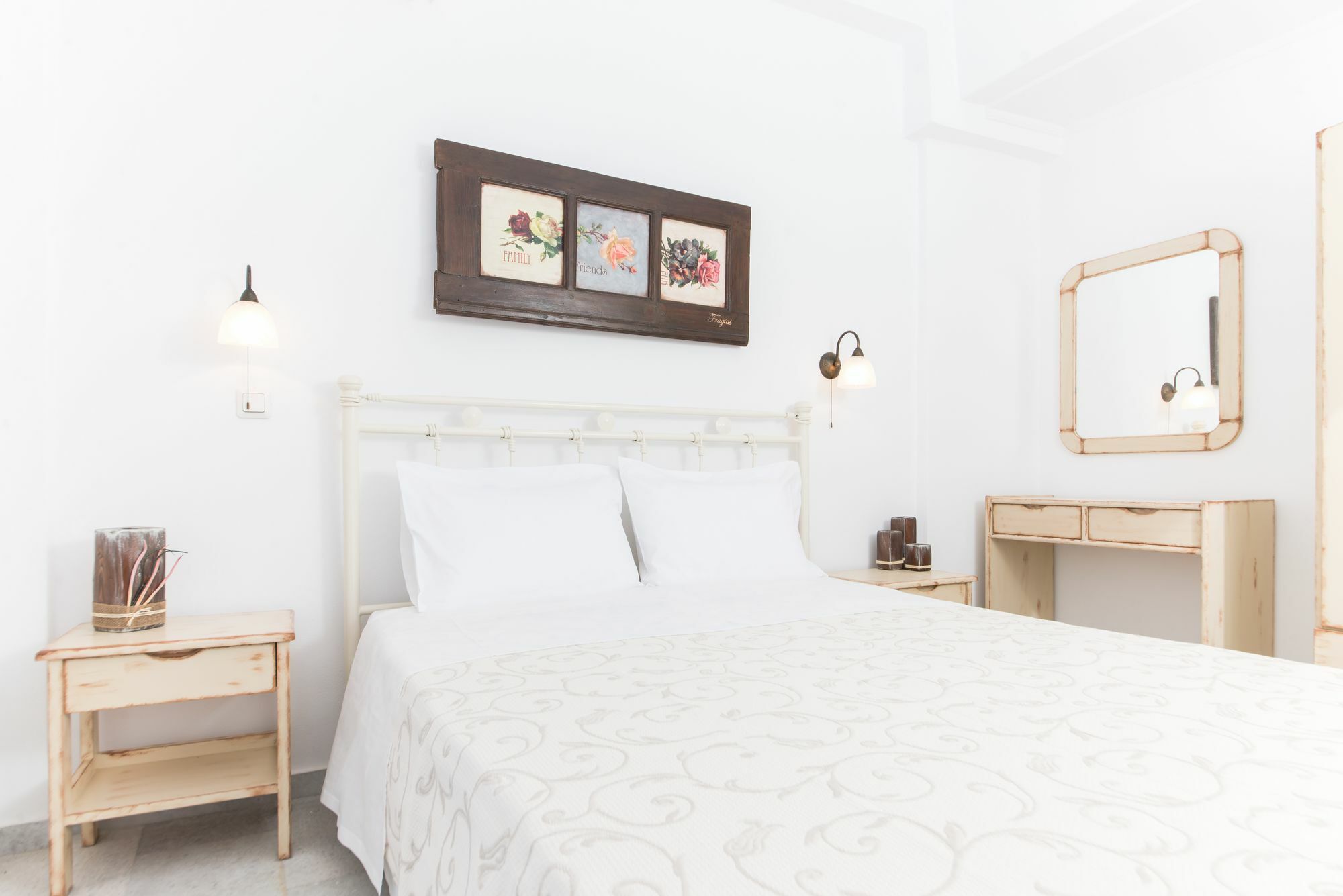Fragias Studios & Apartments Naxos City ภายนอก รูปภาพ