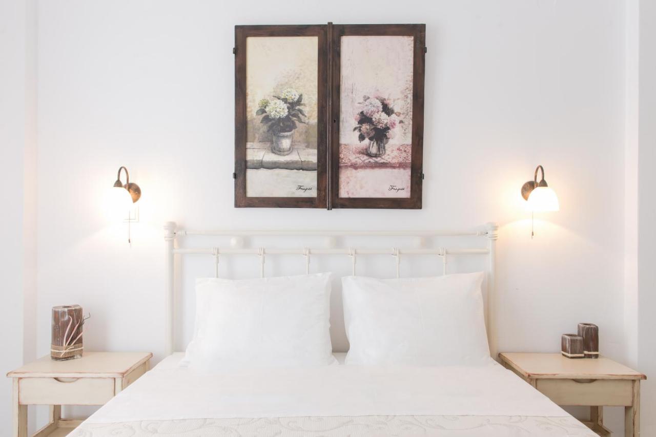 Fragias Studios & Apartments Naxos City ภายนอก รูปภาพ